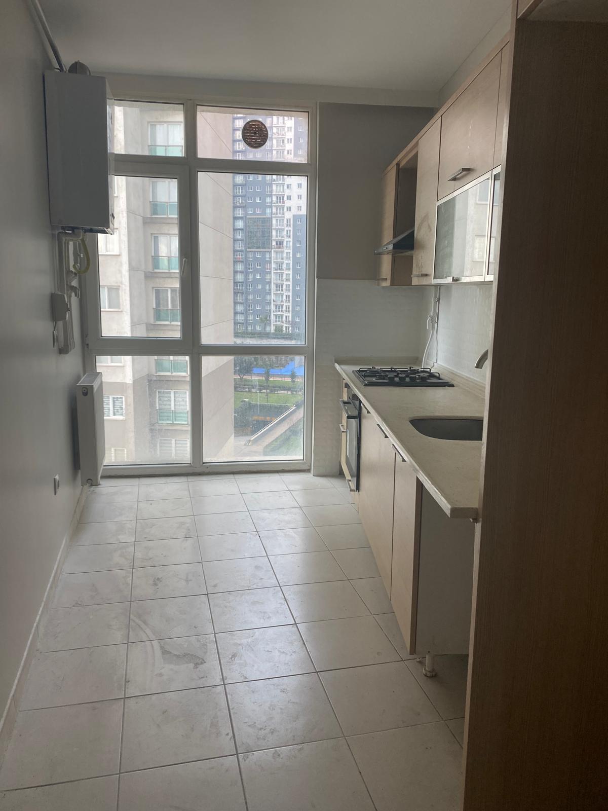 Metrobüs 10 dakika mesafe fi tower site satilik daire 2+1  - İSTANBUL ESENYURT fotoğraf 9