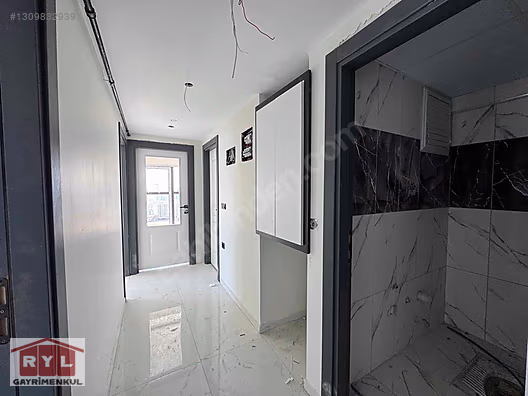 KARTAL YAKACIKTA SİTE İÇİNDE YÜKSEK KATTA FERAH 2+1 DAİRE - İSTANBUL KARTAL fotoğraf 36