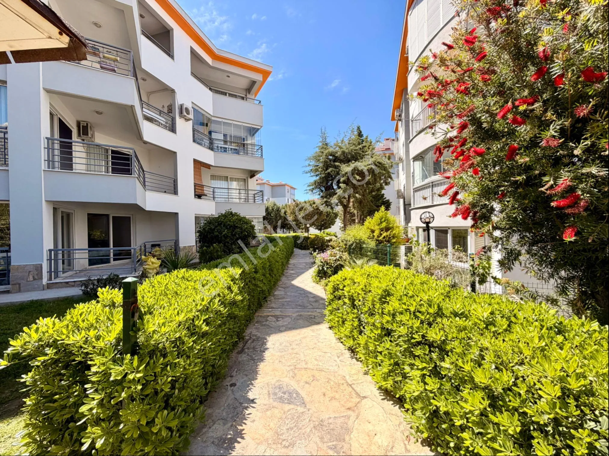 Kuşadası Marinada Deniz Manzaralı Satılık 2+1 Bakımlı Daire - AYDIN KUŞADASI fotoğraf 6