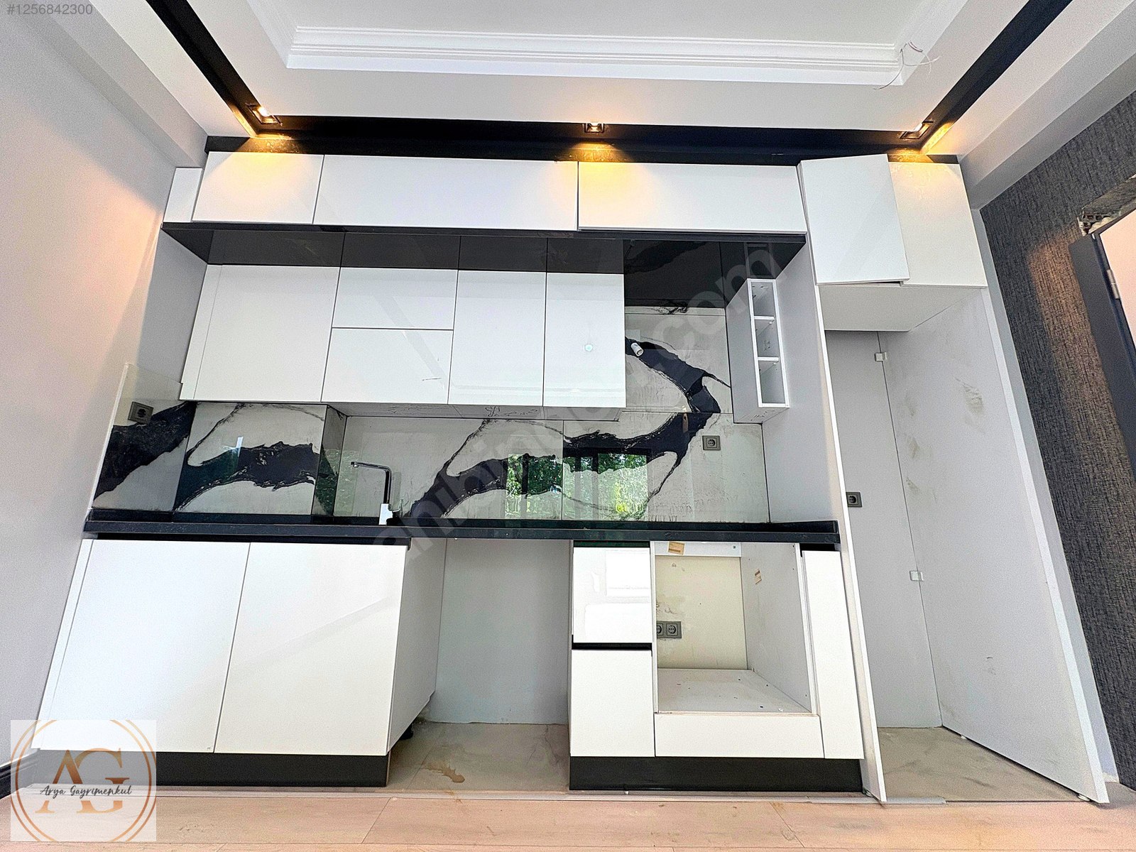 ARYA'DAN AKÇAY'DA 2+1 AMERİKAN MUTFAK SATILIK DAİRE - BALIKESİR EDREMİT fotoğraf 13