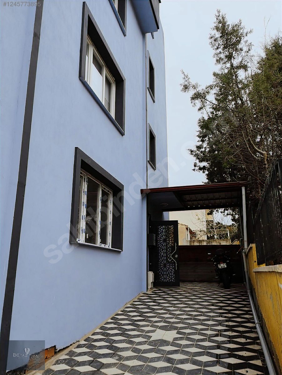 BEYAZ YAKA'DAN ZAFER MAHALLESİNDE 3+1 SATILIK DAİRE - İZMİR BERGAMA fotoğraf 2
