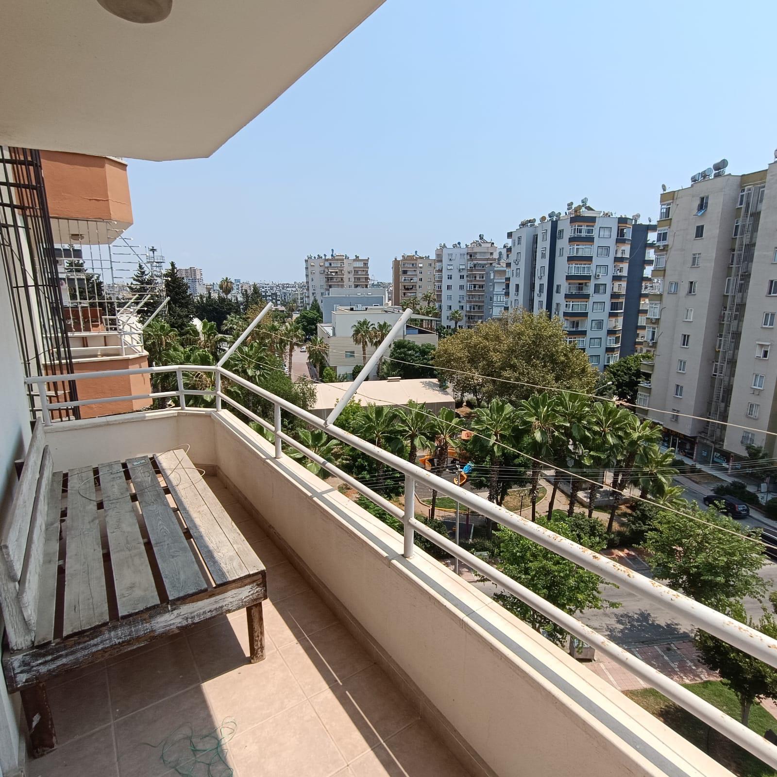 PİRİREİS MAHALLESİ 3+1 GENİŞ OTURUMLU 190M2 EŞYALI DAİRE - MERSİN YENİŞEHİR fotoğraf 22
