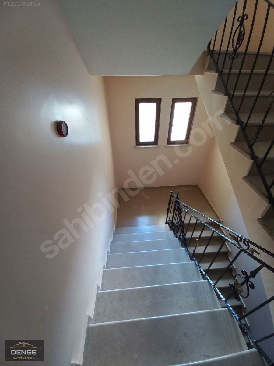 DARICA MERKEZDE, ÇARŞIDA GENİŞ 3+1 SATILIK ARA KAT DAİRE - KOCAELİ DARICA fotoğraf 19