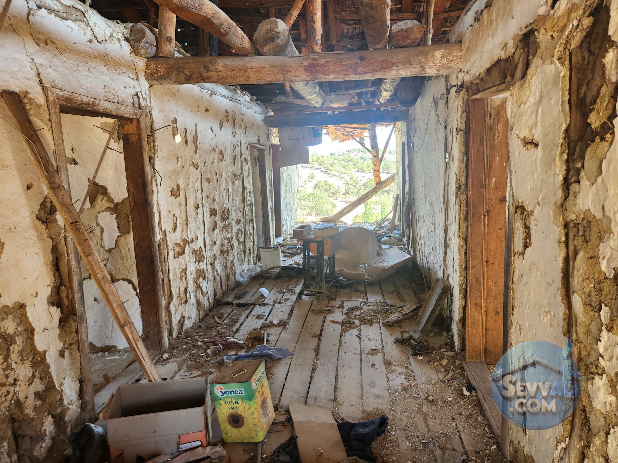 KÜTAHYA ŞAPHANE ÜÇBAŞ  KÖYÜNDE 579 M²  AHŞAP EV VE BAHÇESİ  SATILIKTIR - KÜTAHYA ŞAPHANE fotoğraf 14