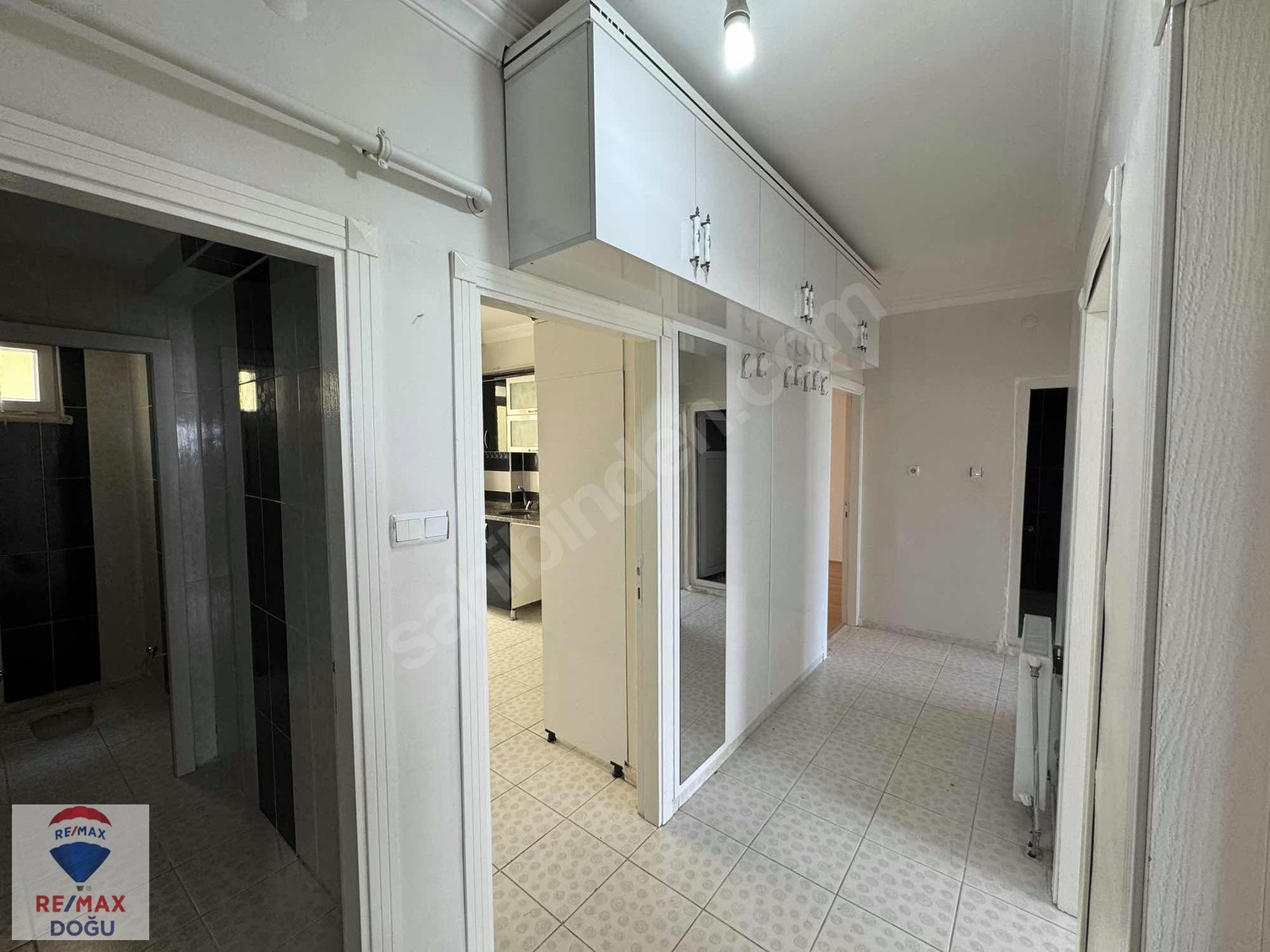 REMAX DOĞUDAN OLGUNLAR MAH.SATILIK 3+1 FIRSAT DAİRE - ELAZIĞ MERKEZ fotoğraf 6