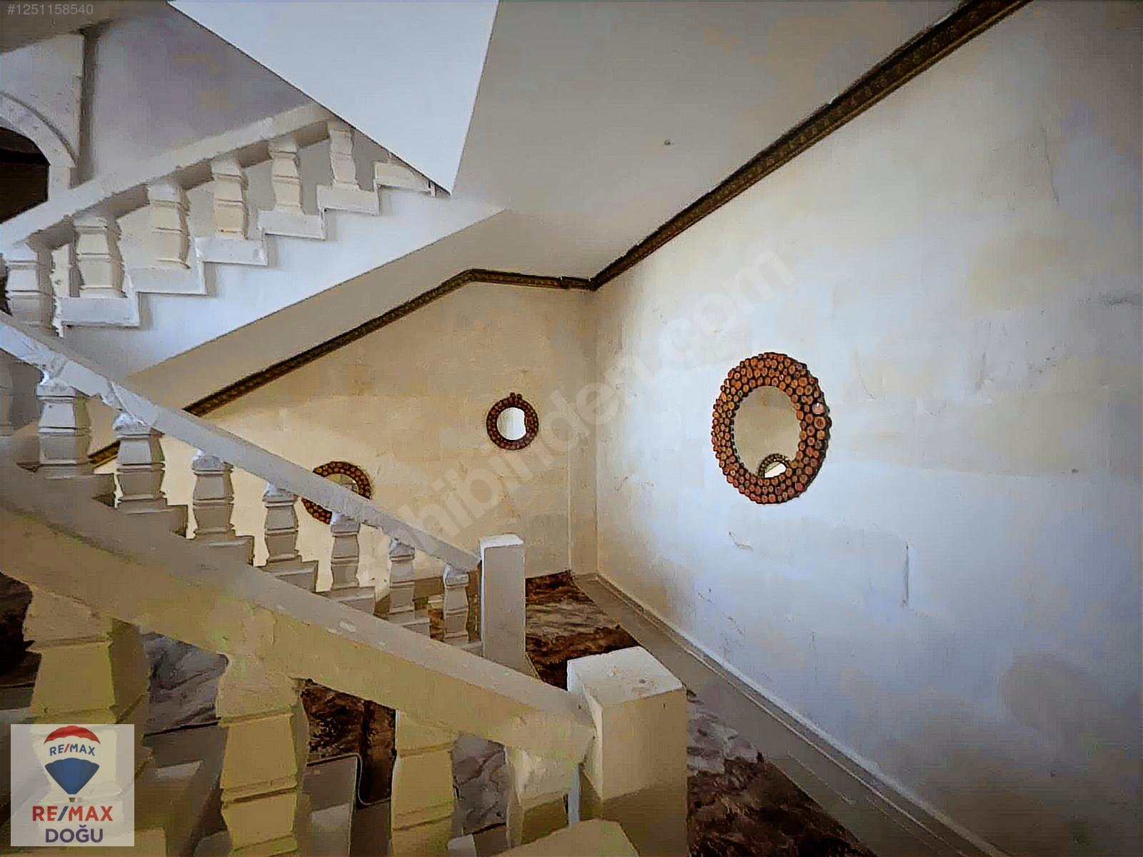 REMAX DOĞUDAN SATILIK ULTRALÜX TAŞ KONAK - ELAZIĞ MERKEZ fotoğraf 8