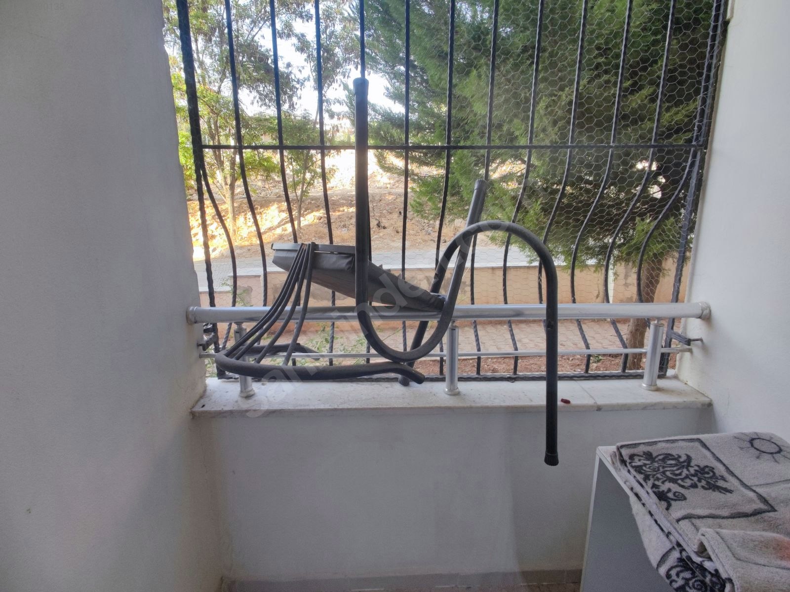 PUSULA EMLAKTAN ÜNİVERSİTE YANI GİRİŞ KAT BALKONLU 2+1 STÜDYO - KİLİS MERKEZ fotoğraf 7