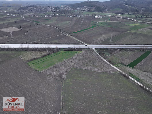 E-5' e 76 METRE CEPHE DEPO VEYA BESİHANE RUHSATINA UYGUN ARSA - SAKARYA AKYAZI fotoğraf 8