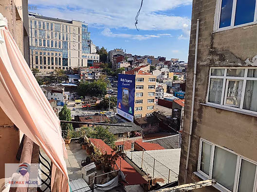 KURTULUŞ SON DURAK YAKINI 1.5+1 BALKONLU 5 . KAT - İSTANBUL ŞİŞLİ fotoğraf 4