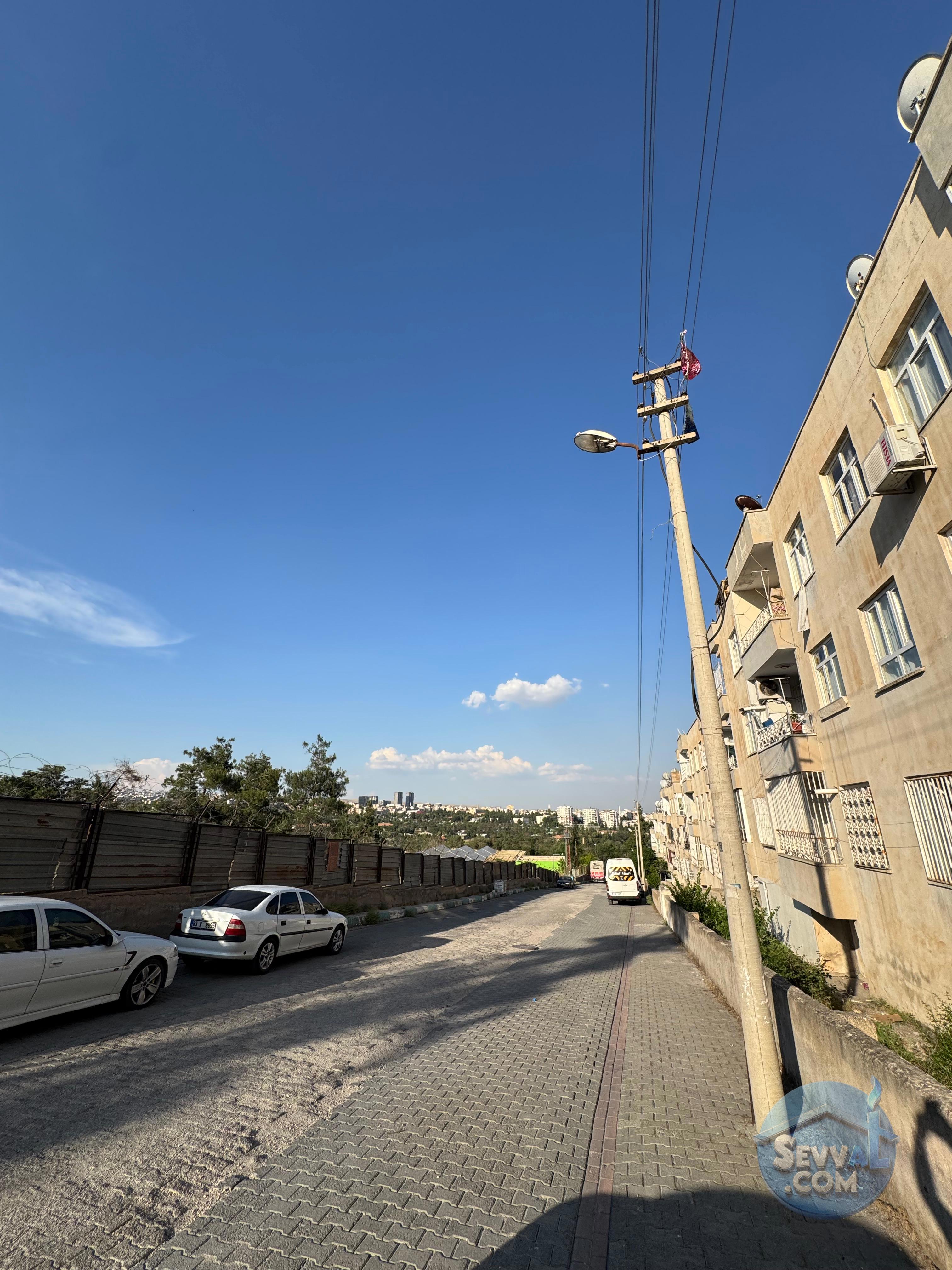 AHMET ERSEVEN DE BALKONLU SATILIK DAİRE - ŞANLIURFA HALİLİYE fotoğraf 8