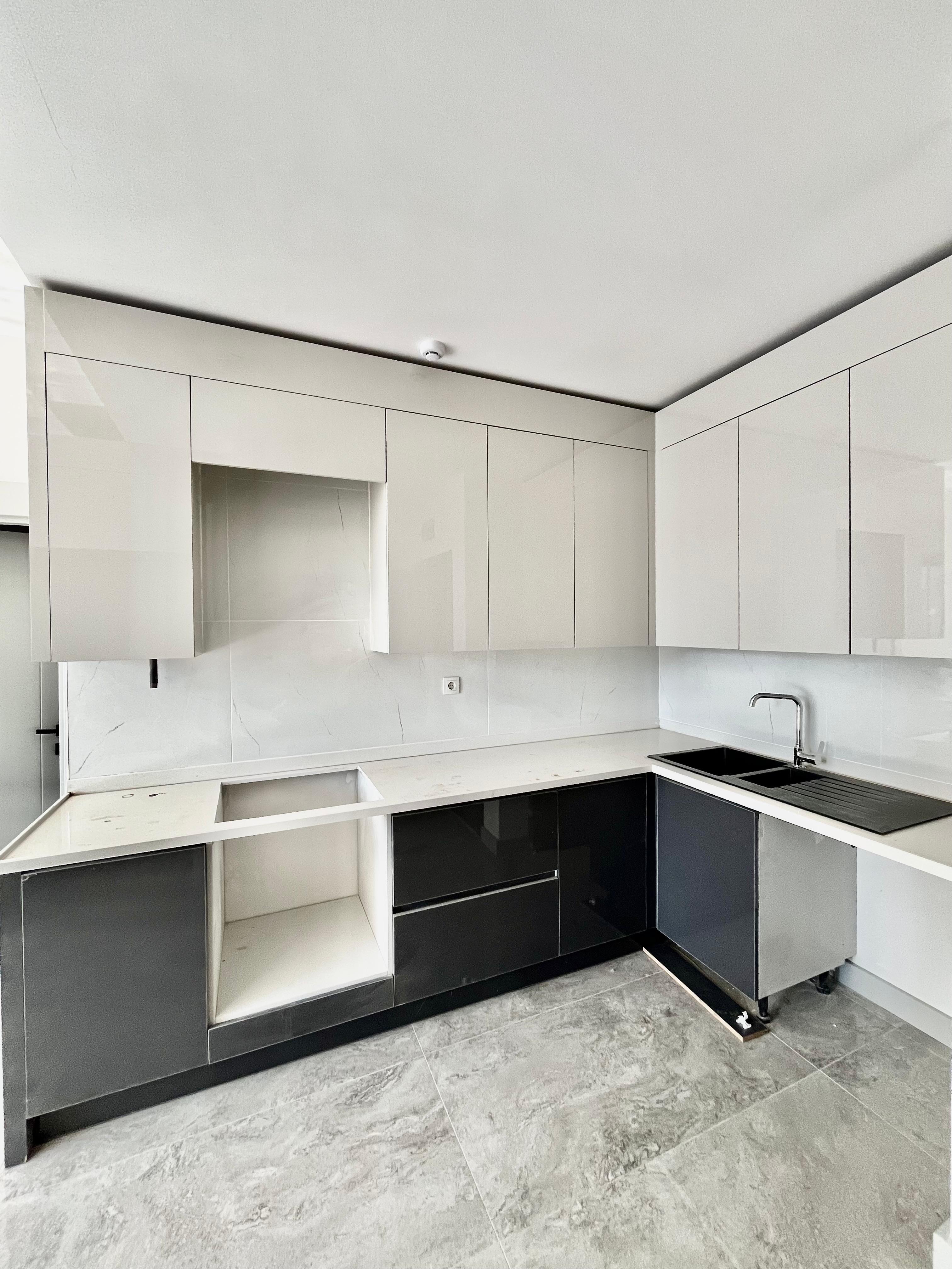 FIRSAT!!! KUYULUKTA 2. ÇEVRE YOLU YANI 3+1 200M2 TERASLI DAİRE - MERSİN MEZİTLİ fotoğraf 2