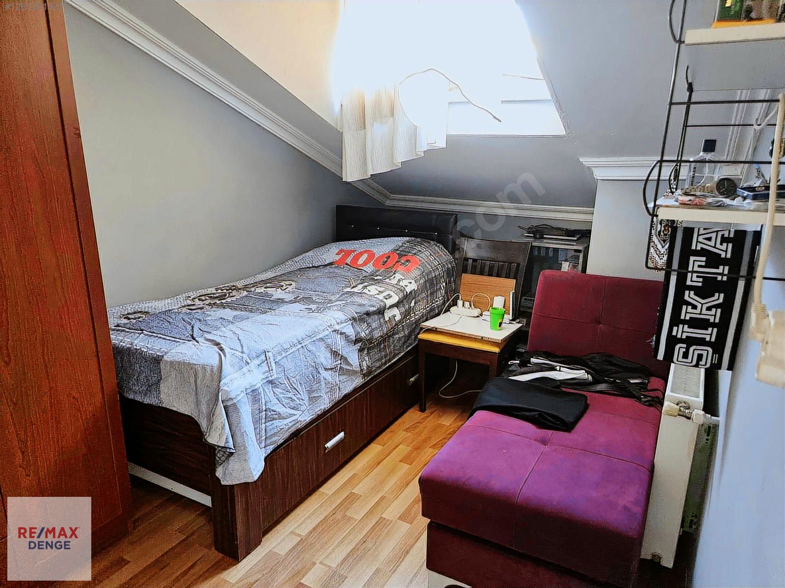 İKİ AİLENİN YAŞAMASINA UYGUN SATILIK DUBLEKS DAİRE - İSTANBUL BAYRAMPAŞA fotoğraf 19