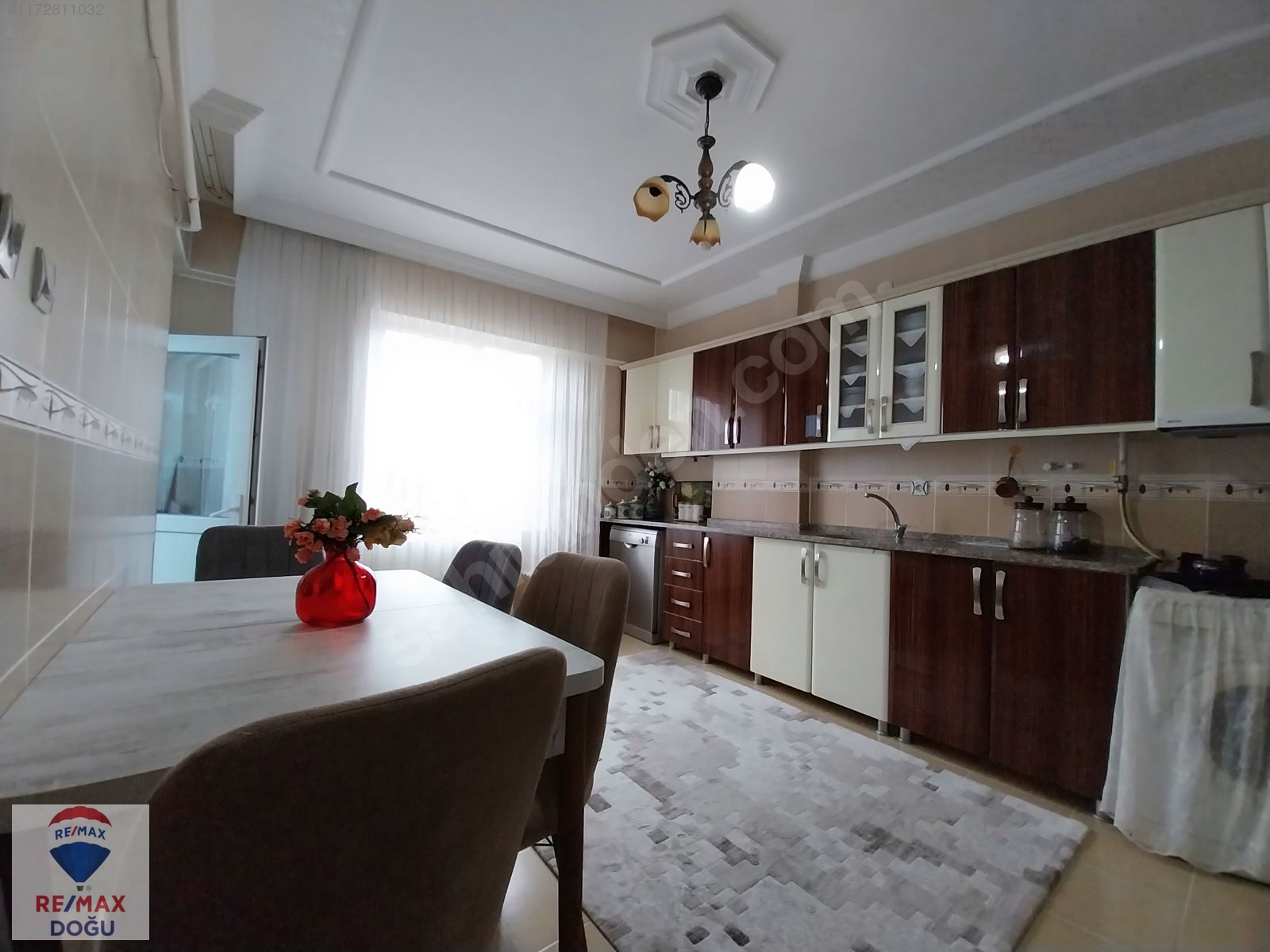 RE/MAX DOĞUDAN KIRKLAR MAH. 3+1 ARA KAT SATILIK FIRSAT DAİRE - ELAZIĞ MERKEZ fotoğraf 4
