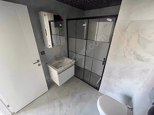 ZAFER MAHALLESİNDE CADDE ÜZERİ 1+1 APART DAİRE - ISPARTA MERKEZ fotoğraf 2