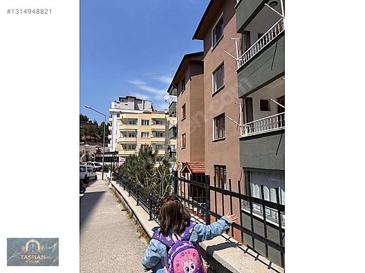 TAŞHAN' DAN ŞEYHCUİ MAHALLESİNDE 3+1 145 M2 GENİŞ SATILIK DAİRE - AMASYA MERKEZ fotoğraf 3