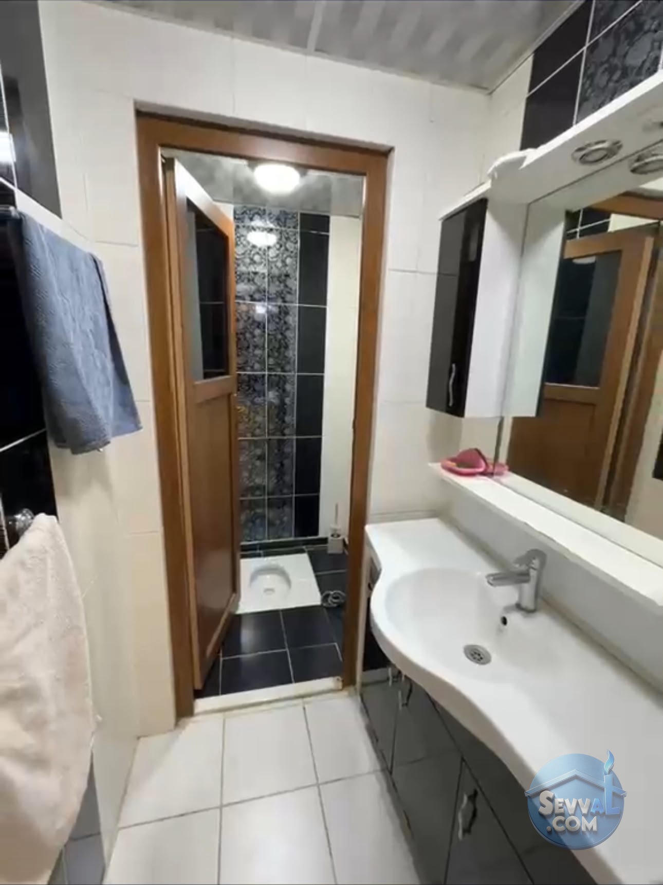 AHMET ERSEVEN BEYKA SİTESİ ARA KAT 4+1 ODALI 220 m2 DOĞALGAZLI ASANSÖRLÜ SATILIK - ŞANLIURFA HALİLİYE fotoğraf 3