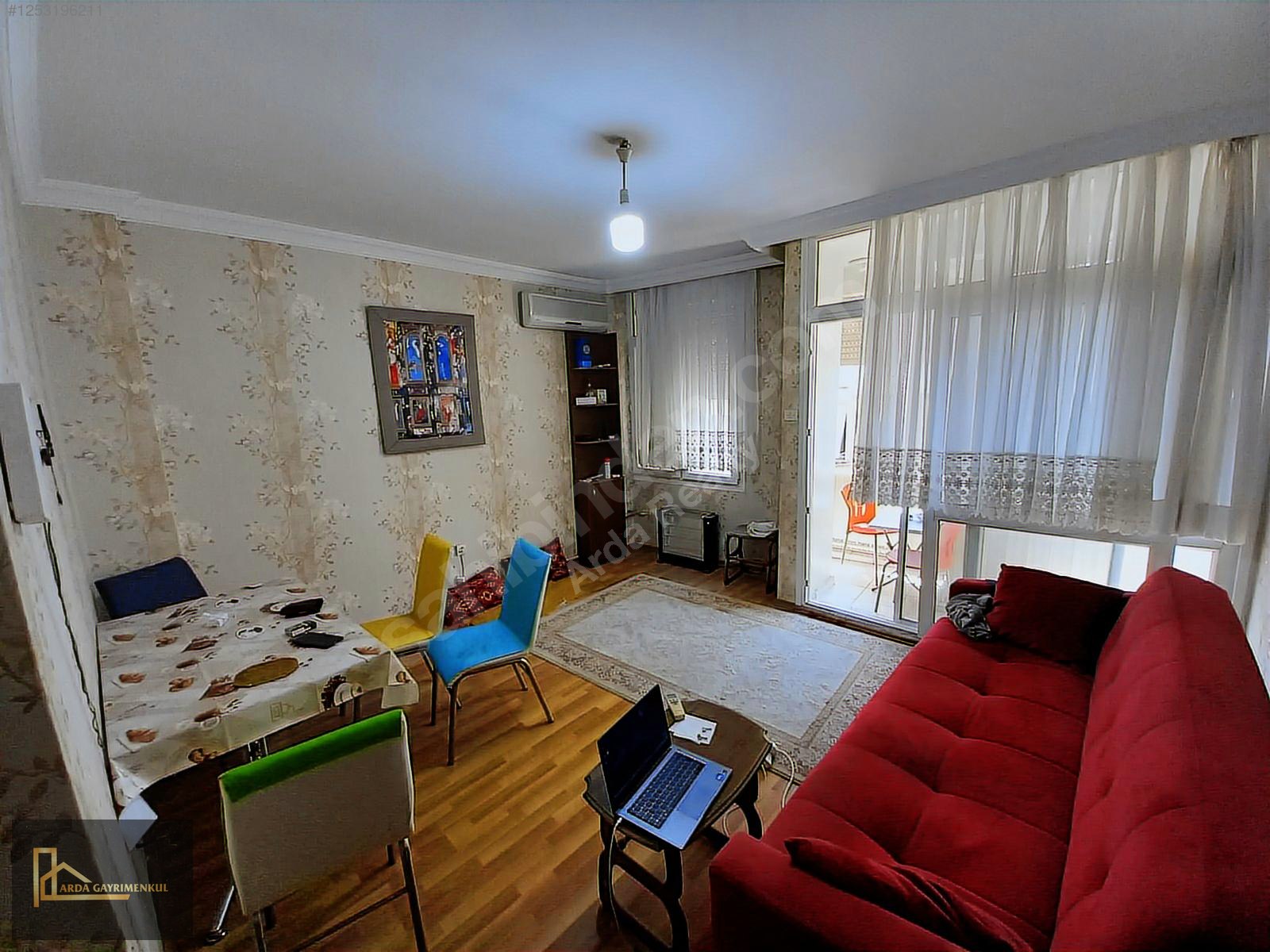 K.YAKA ÇARŞI YAKINI GENİŞ SOKAK ÇİTF CEPHE 2+1 75 M2 - İZMİR KARŞIYAKA fotoğraf 3