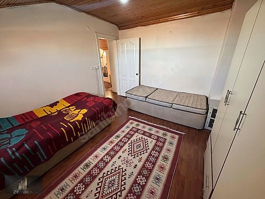 [ZEYBEKTEN] 535 SOKAKTA 15 YAŞINDA 3+2 181M2 DUBLEKS 0 MASRAF - İSTANBUL GAZİOSMANPAŞA fotoğraf 7