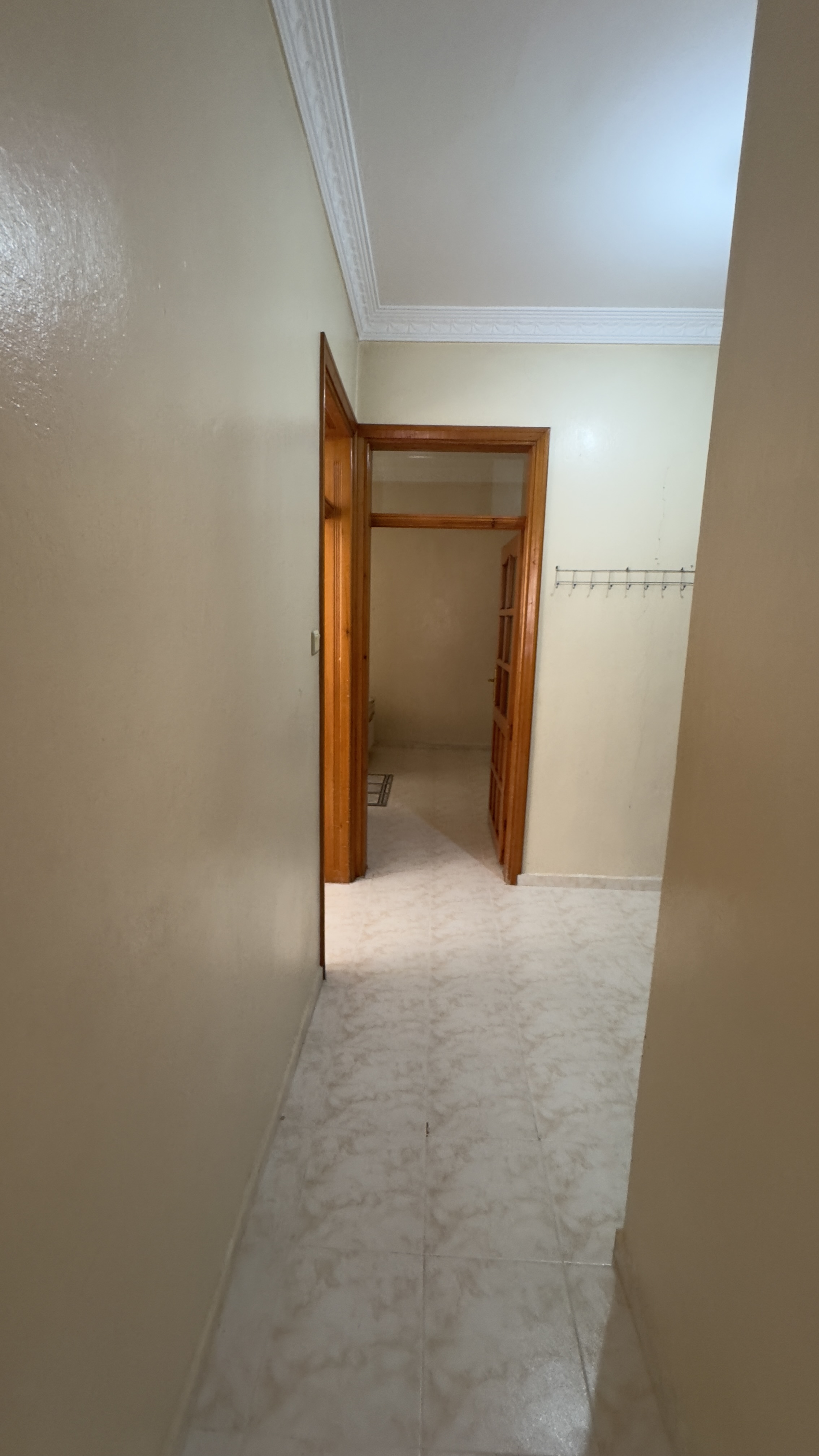 ÖZGÜRoğlu EMLAK ,tan SATILIK 3+1 YÜKSEK GİRİŞ DAİRE - KİLİS MERKEZ fotoğraf 9