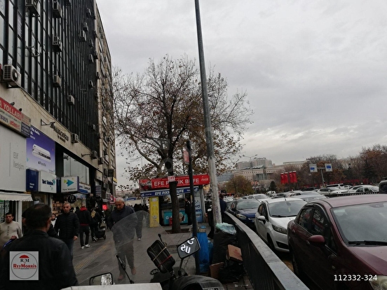 Ankara Sıhhiye Merkezde Balıkçıoğlu İş Hanı Katta Ön Cephe 4 Bölüm 95 M2 Satılık - ANKARA ÇANKAYA fotoğraf 4