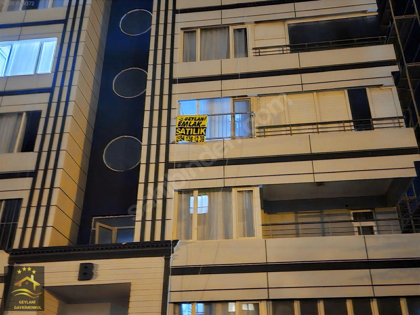 GEYLANİ EMLAKTAN ECE SİTESİNDE ARAKAT SATILIK DAİRE 3.KAT. - ŞANLIURFA HALİLİYE fotoğraf 3