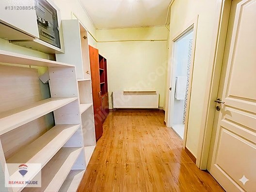 SAVAŞ CADDESİNDE 4 CEPHELİ TAM KAT KİRALIK 350 M2 - İSTANBUL GÜNGÖREN fotoğraf 14