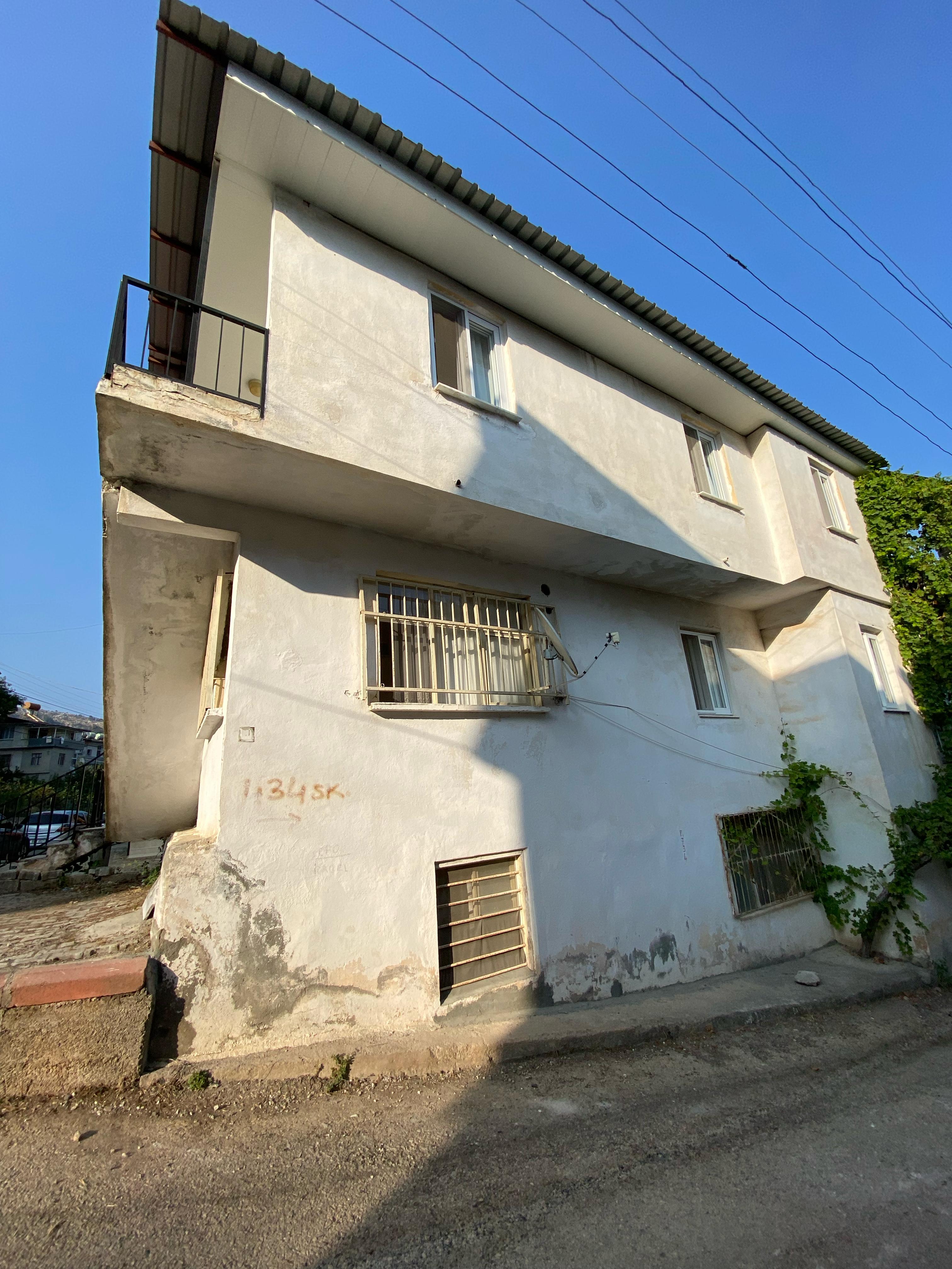 ERGÜNDEN AŞAĞI GÖZNEDE SATILIK ZEMİNKAT 2+1 YAYLA EVİ - MERSİN TOROSLAR fotoğraf 2