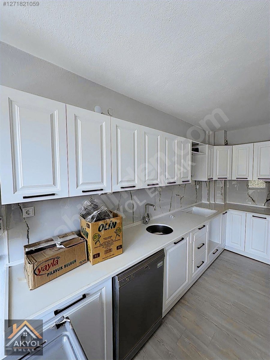 AKYOL EMLAK'TAN SADIK PENBE'DE SATILIK 3+1 SATILIK DAİRE - KÜTAHYA TAVŞANLI fotoğraf 7