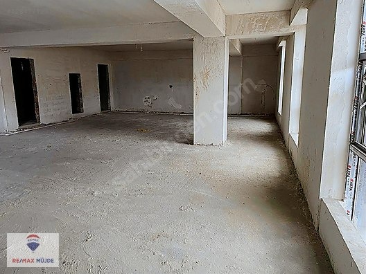ANA CADDE ÜSTÜ SIFIR,KIRALIK OTOPARKLI KOMPLE BINA - İSTANBUL GÜNGÖREN fotoğraf 8