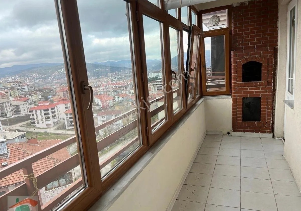 Esentepe Hastane Karşısı 3+1 Kiralık Daire - BARTIN MERKEZ fotoğraf 2