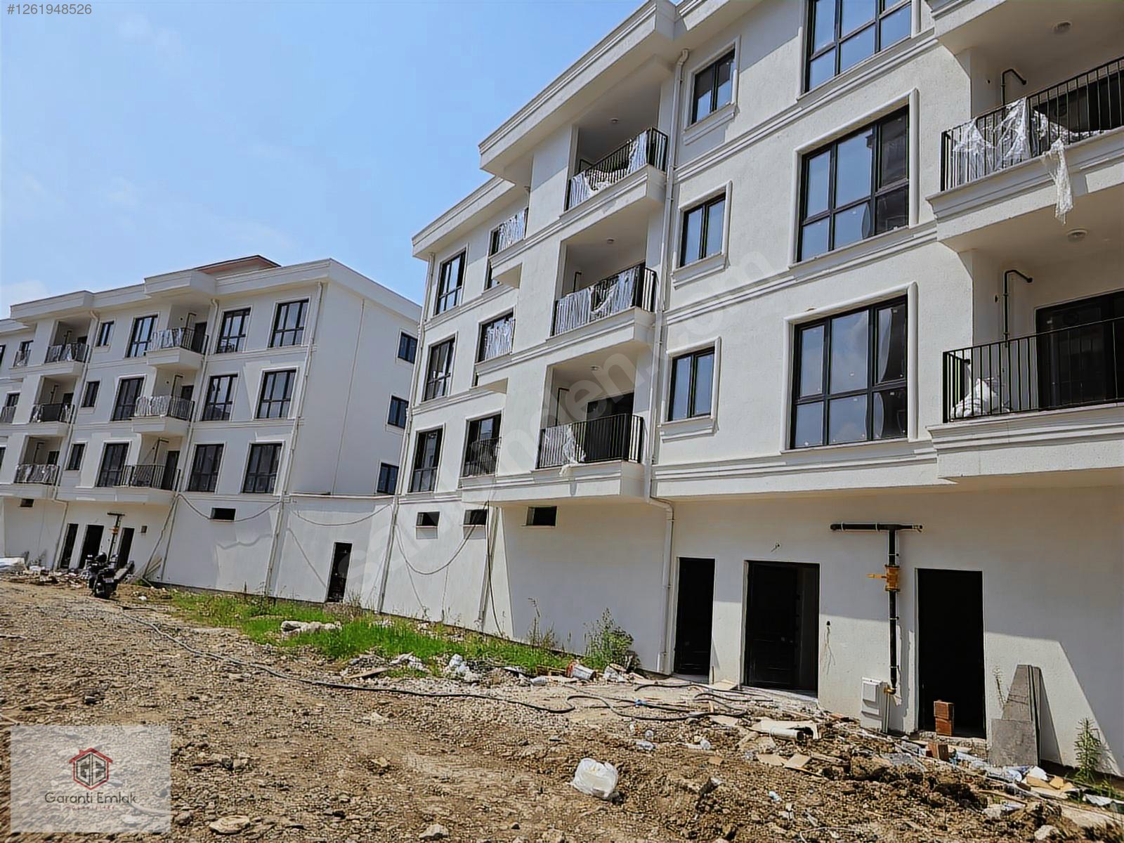 CUMHURİYET MAH 75 M2 2.ARA KAT 2+1 SİTE İÇİ SATILIK DAİRE - ORDU ALTINORDU fotoğraf 2