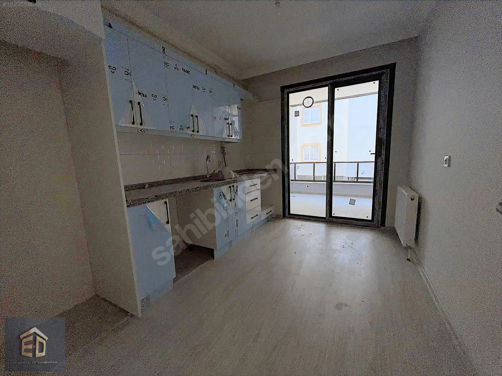 MERKEZDE SATILIK 3+1 DOĞSLGAZLI SIFIR DAİRE - TRABZON ARAKLI fotoğraf 2