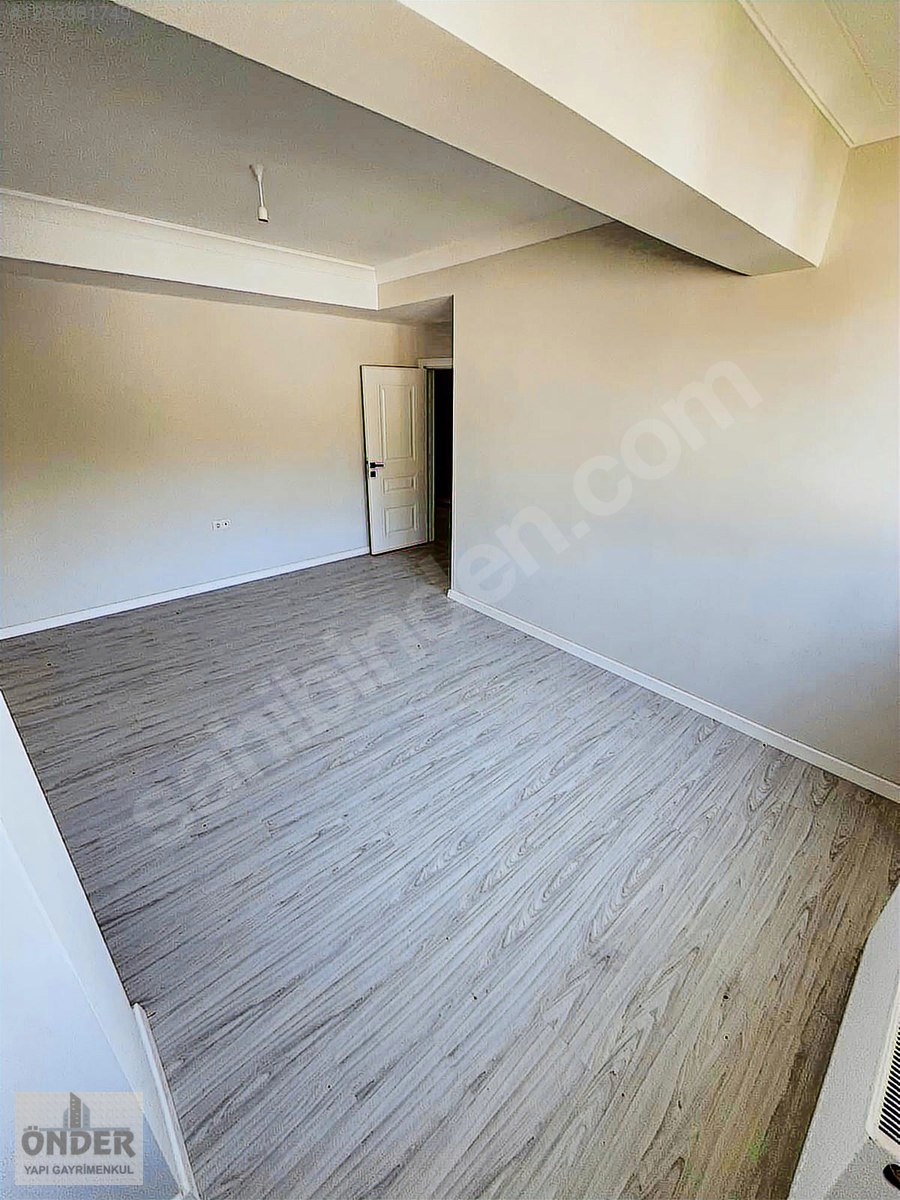BOSNA CADDESİ ÜZERİ BAHÇELİ 115 M 3+1 YÜKSEK GİRİŞ - KOCAELİ ÇAYIROVA fotoğraf 10
