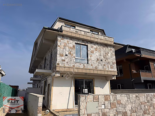 KOCAALİDE SATILIK MÜSTAKİL HAVUZLU 4+1 OTOPARKLI VİLLA - SAKARYA KOCAALİ fotoğraf 35