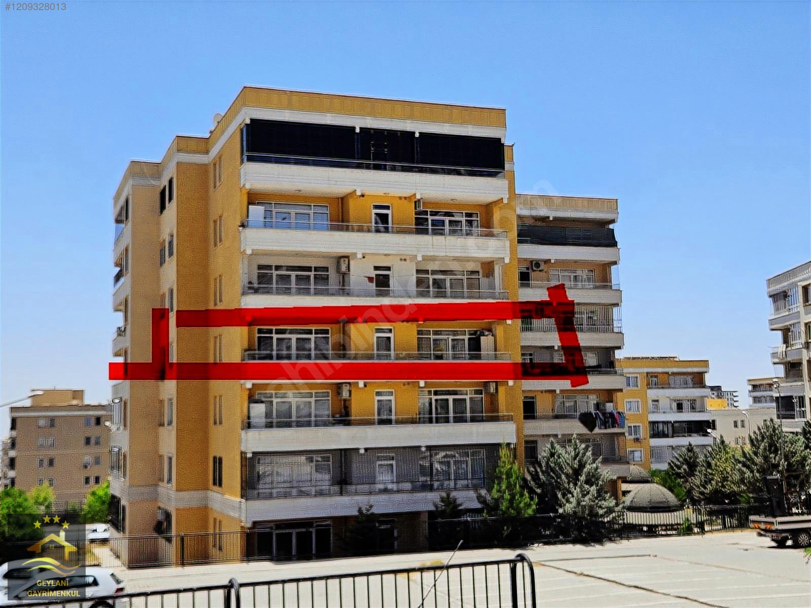 GEYLANİ EMLAKTAN TOKİ C TİPİ 3 CEPHELİ 4+1 TAPUSU HAZIR SATILIK - ŞANLIURFA KARAKÖPRÜ fotoğraf 2