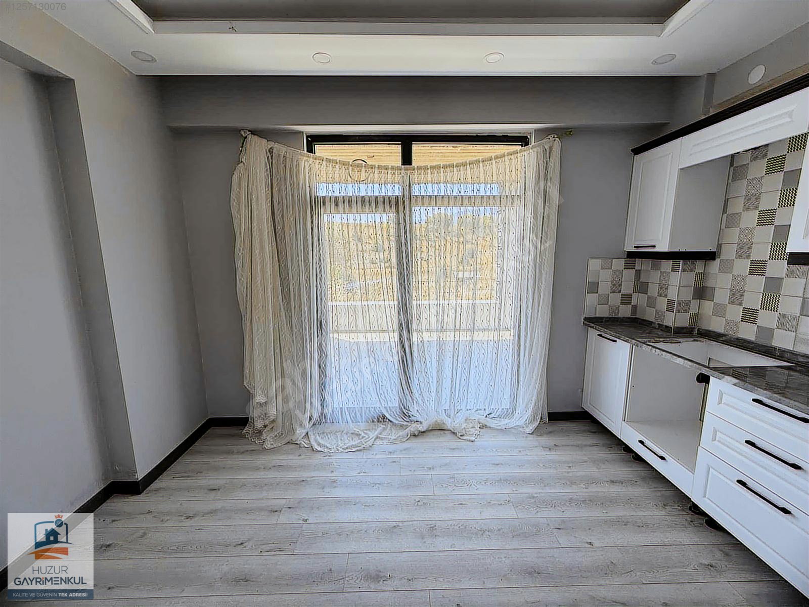 YAZIKÖY SATILIK 3+1 230m2 TABAN OTURUMU OLAN VİLLA - KARABÜK SAFRANBOLU fotoğraf 3