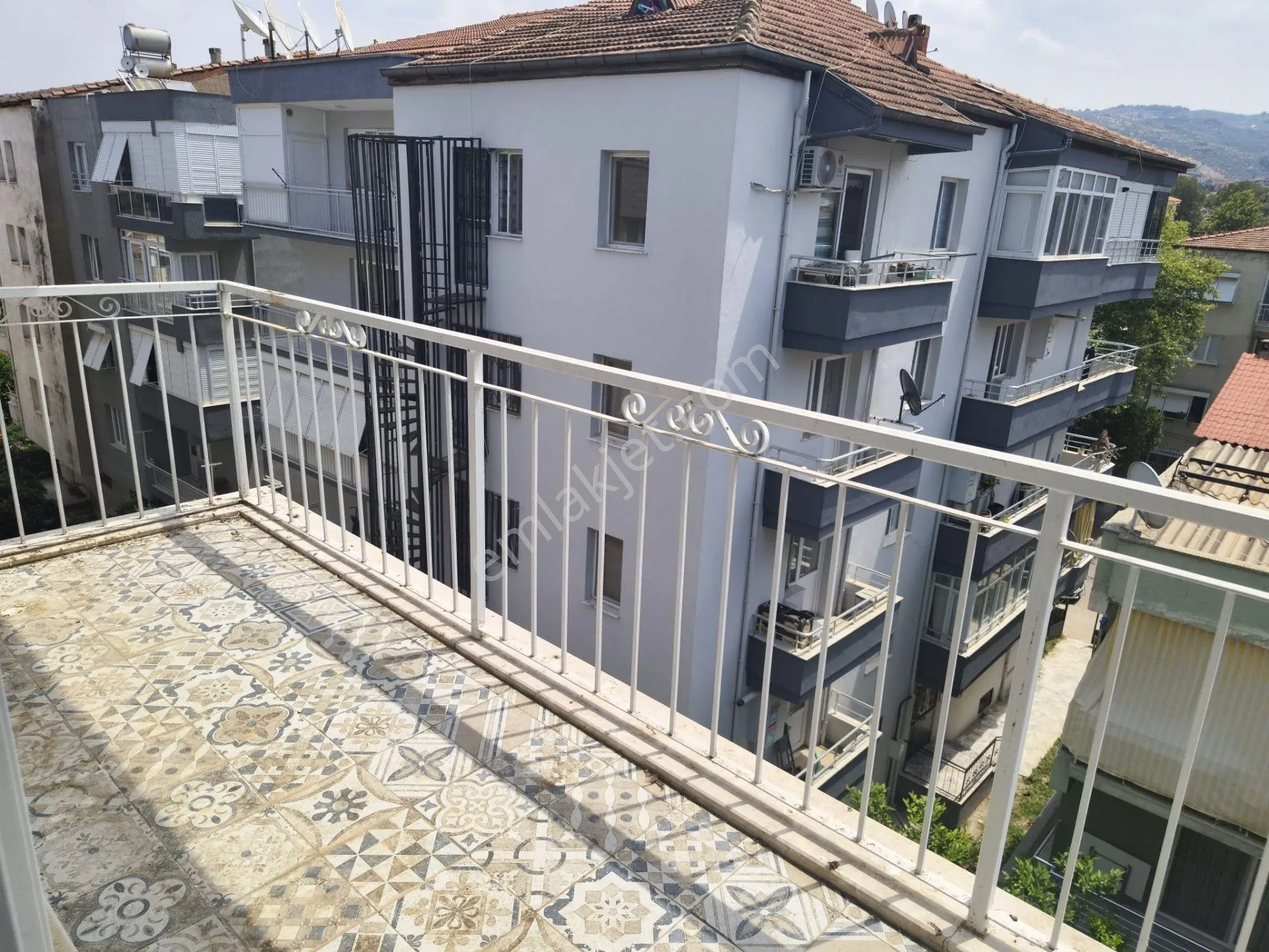 İzmir Selçuk Merkezde Full Eşyalı, Yenilenmiş 3 Balkonlu 2+1 Daire - İZMİR SELÇUK fotoğraf 5