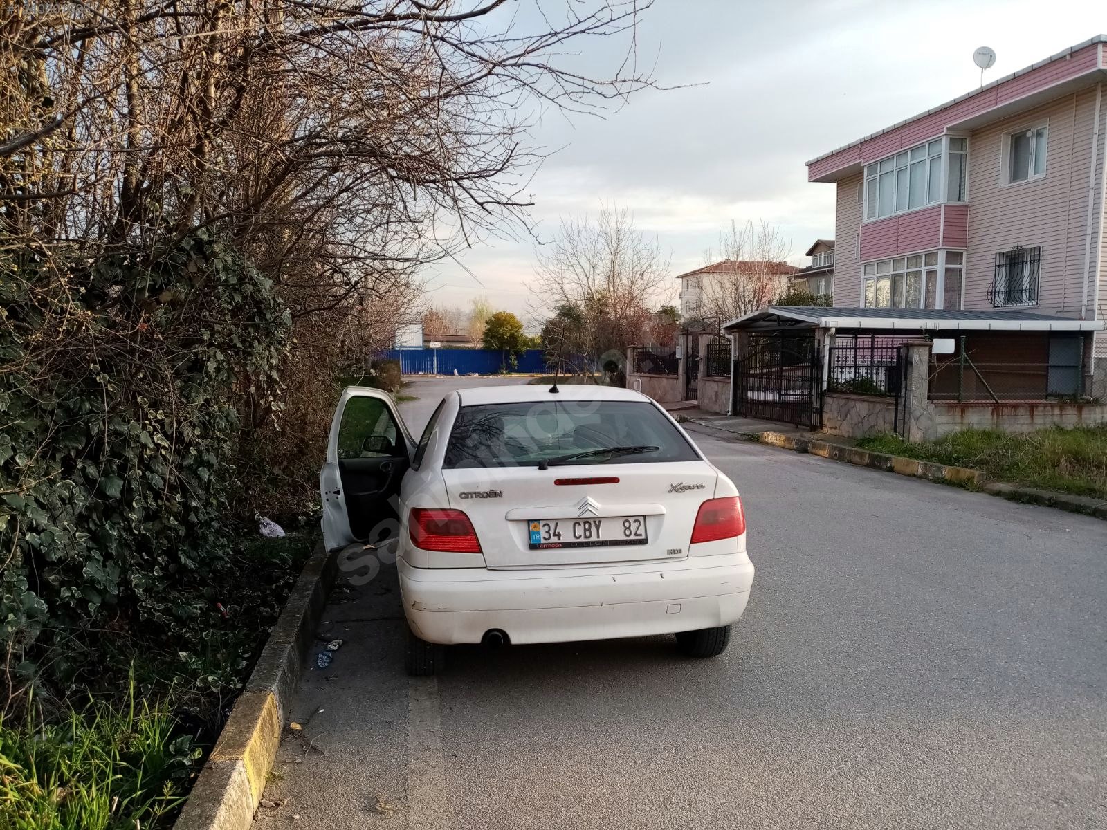 Acil satılık arsa - KOCAELİ GÖLCÜK fotoğraf 2