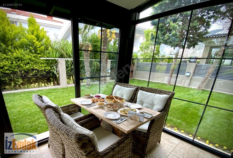 Altıevlerde 5+2 380m2 Bakımlı Müstakil Villa - İZMİR NARLIDERE fotoğraf 3