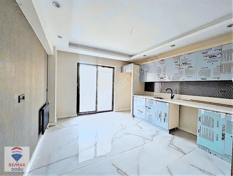 REMAX DOĞUDAN CUMHURİYET MAH.ULTRA LUX YAPILI SIFIR SATILK DAİRE - ELAZIĞ MERKEZ fotoğraf 6