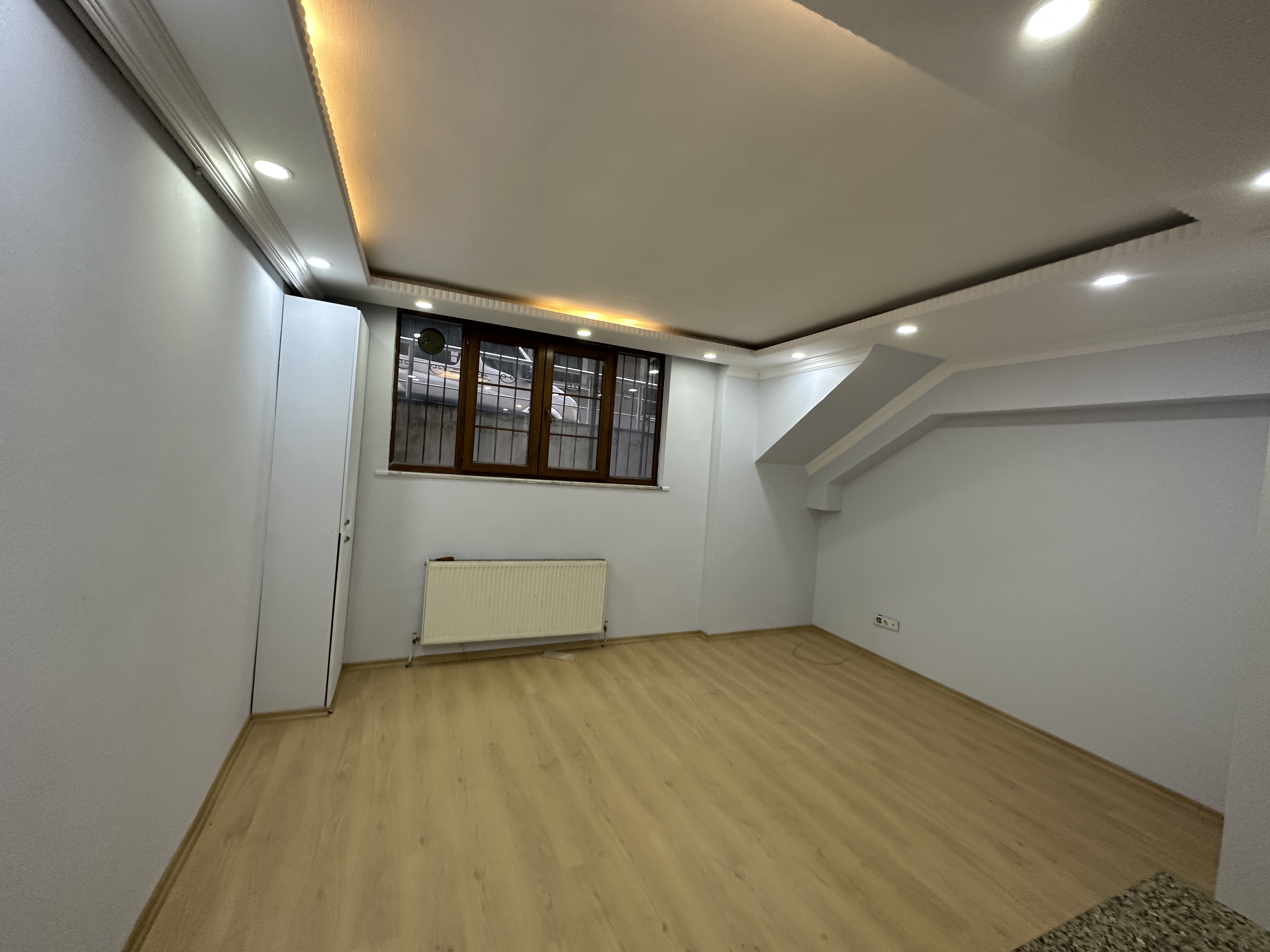 KAĞITHANE EMNİYETEVLERDE 2+1 90 M2 BAHÇE KATI DAİRE - İSTANBUL KAĞITHANE fotoğraf 9