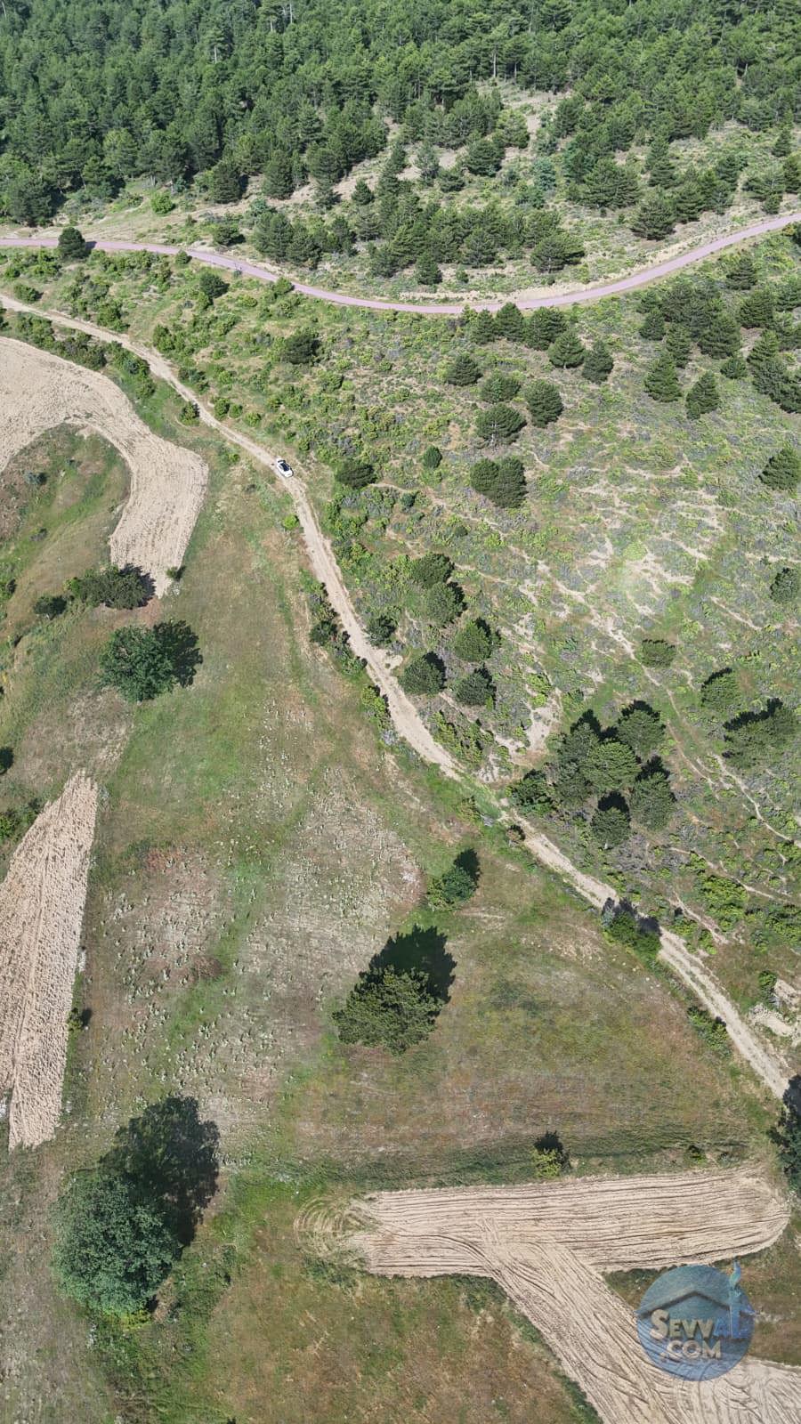 KÜTAHYA ÇAVDARHİSAR YENİCEARMUTCUK  KÖYÜNDE  6.982 M²   TARLA  SATILIKTIR - KÜTAHYA ÇAVDARHİSAR fotoğraf 7