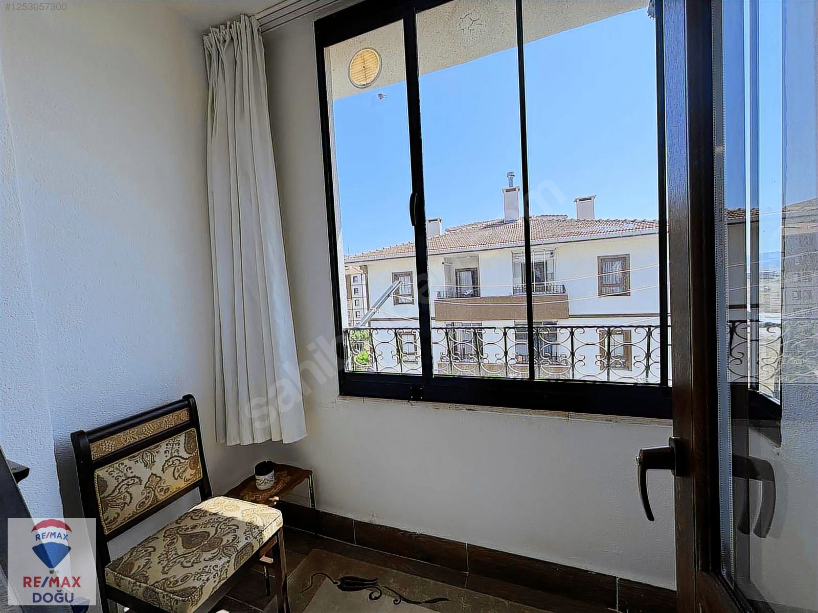 REMAX DOĞU' DAN BİZMİŞEN TOKİLERDE İÇİ YAPILI SATILIK 2+1 DAİRE - ELAZIĞ MERKEZ fotoğraf 3