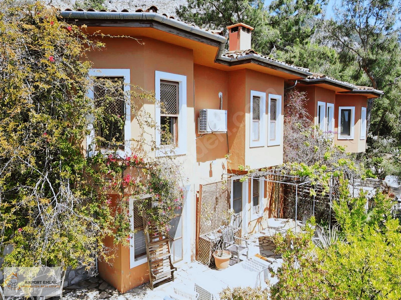 Muğla - Fethiye - Göcek'te 4+1 Deniz Manzaralı Villa - Satılık - - MUĞLA FETHİYE fotoğraf 2
