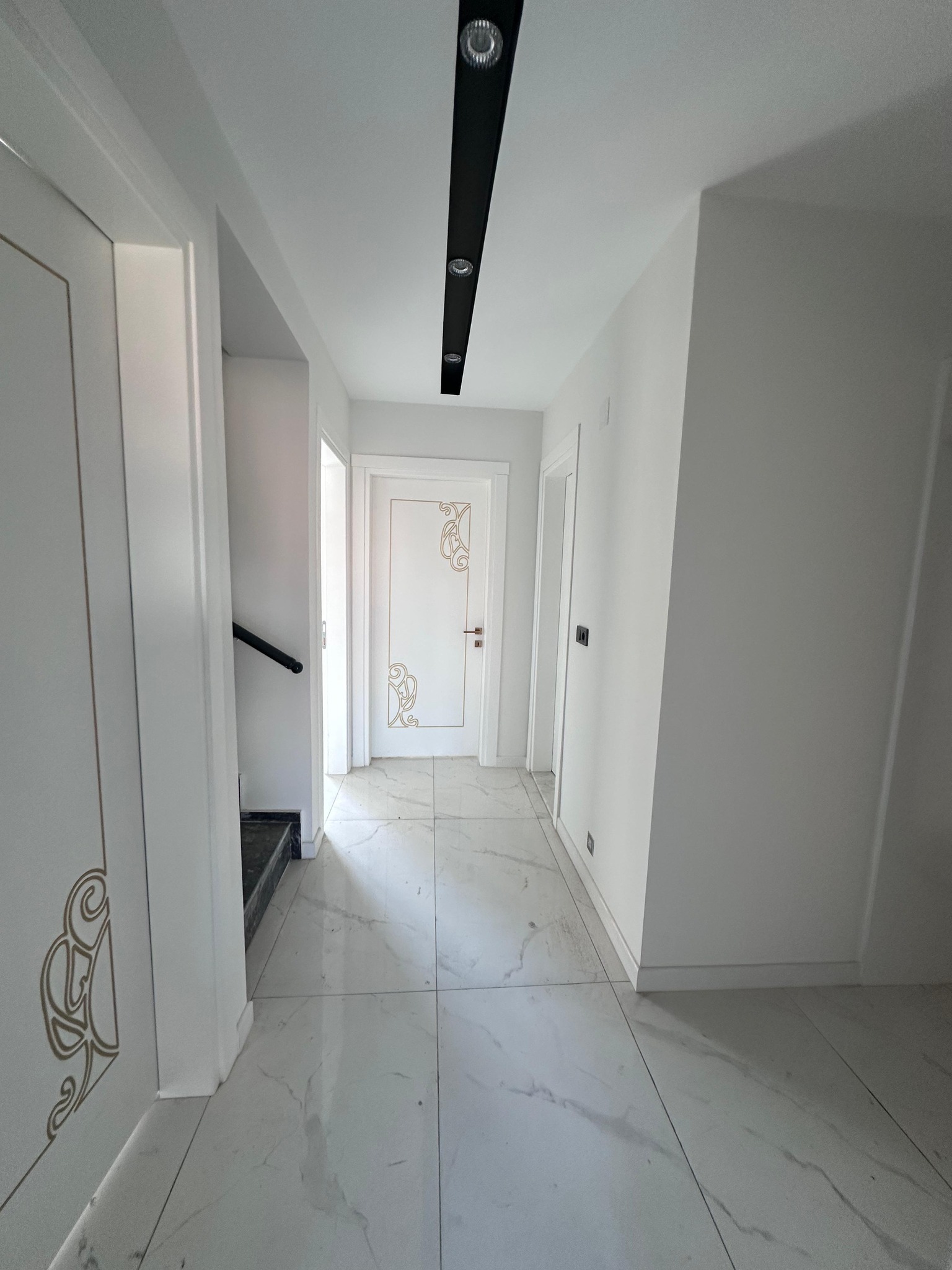  TAÇ EMLAK NAZİLLİ YEŞİL MAH SIFIR 7+1 300M2 70M2 TERASIYLA KAÇMAZ FİY - AYDIN NAZİLLİ fotoğraf 7