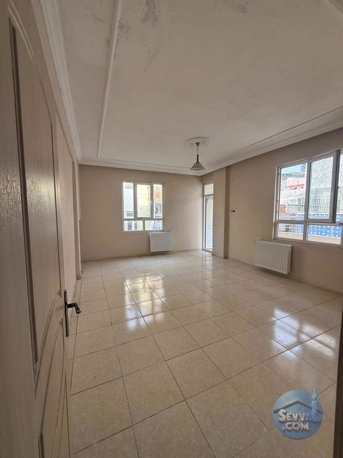 AHMET YESEVİ MAH. 2. KAT 2+1 ODALI 135 m2 DOĞALGAZLI SATILIK SON KAT DAİRE. (EMR - ŞANLIURFA HALİLİYE fotoğraf 15