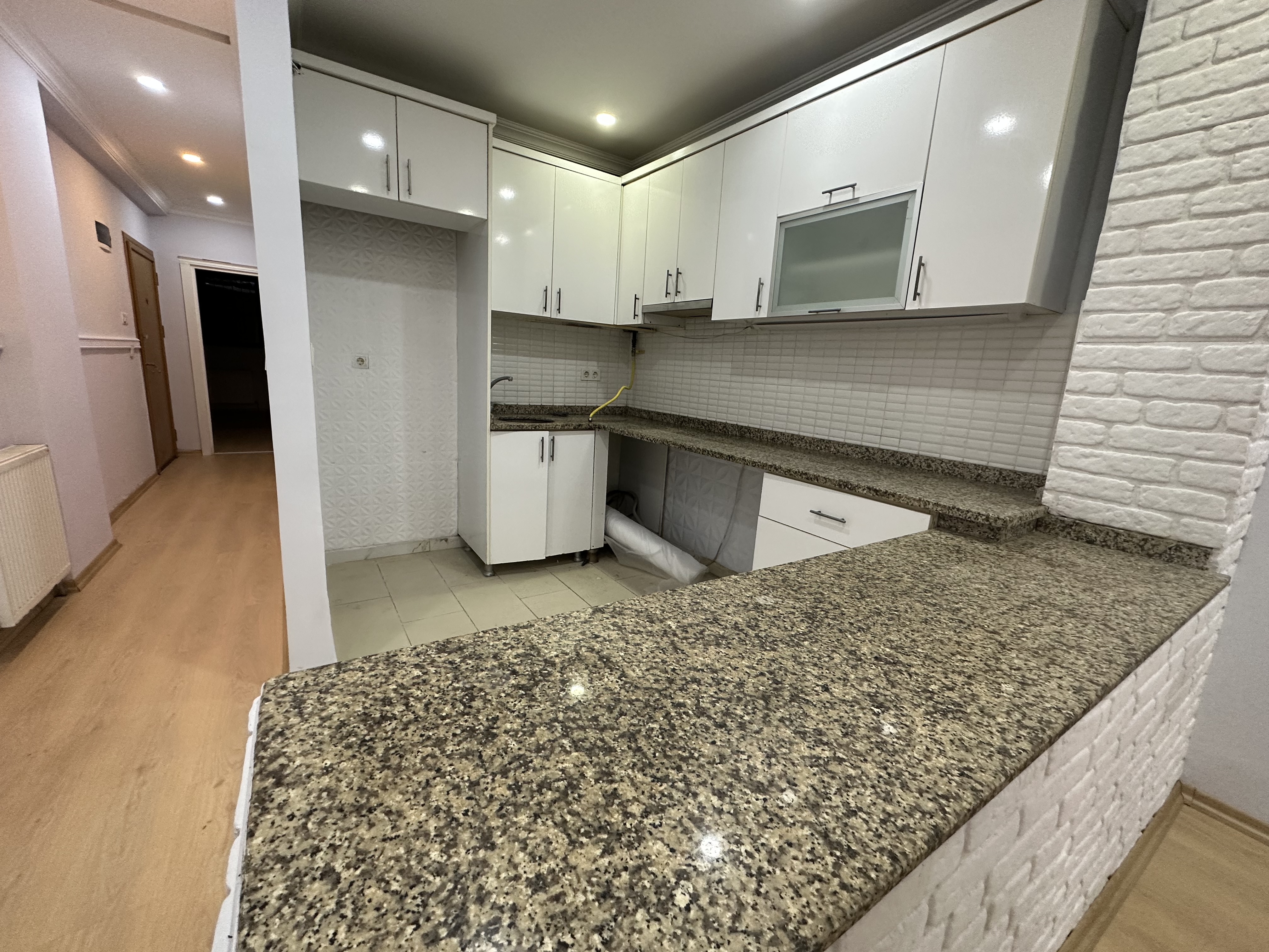 KAĞITHANE EMNİYETEVLERDE 2+1 90 M2 BAHÇE KATI DAİRE - İSTANBUL KAĞITHANE fotoğraf 5