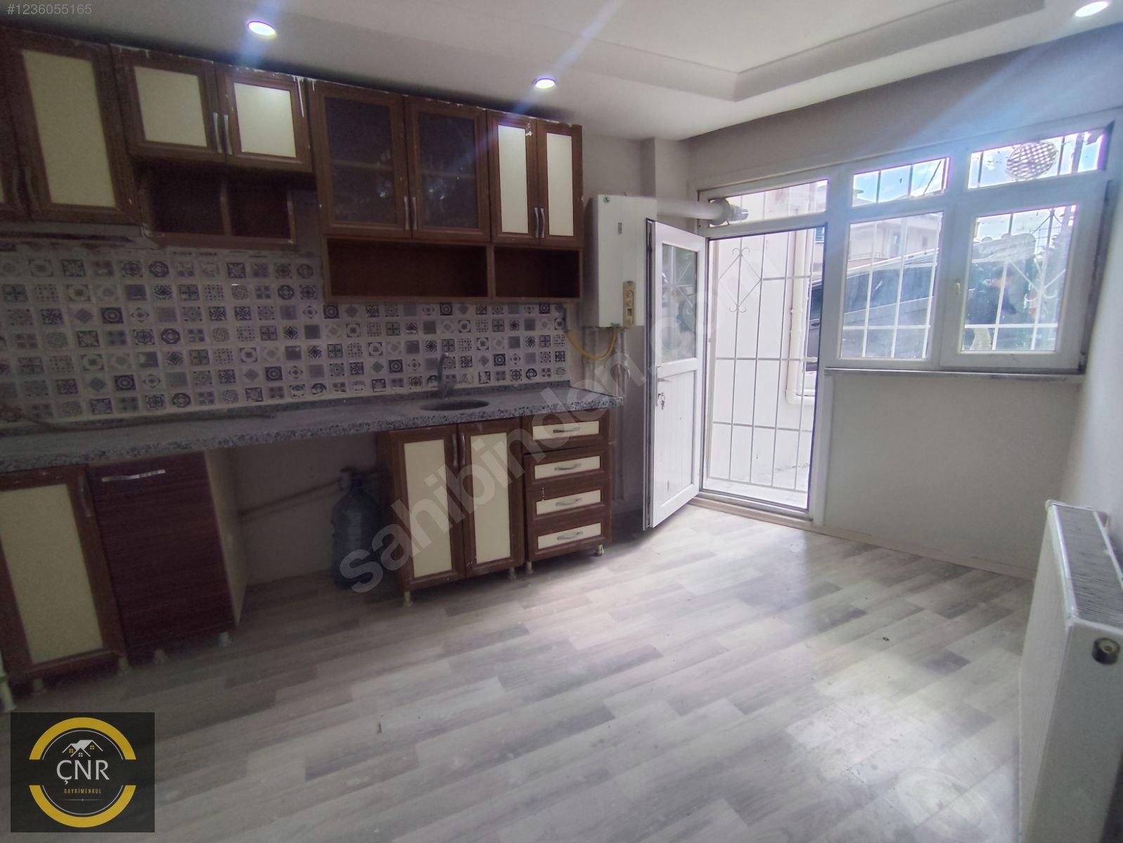 ÇNR GAYRİMENKUL'DEN 2+1 75 M² BAHÇE KULLANIMLI BAHÇE KATI - İSTANBUL KÜÇÜKÇEKMECE fotoğraf 4