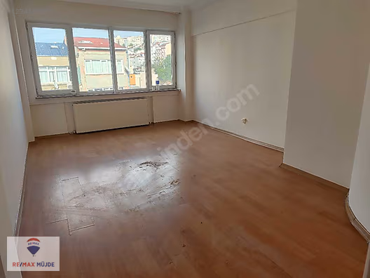 KURTULUŞ SON DURAK YAKINI 1.5+1 BALKONLU 5 . KAT - İSTANBUL ŞİŞLİ fotoğraf 6
