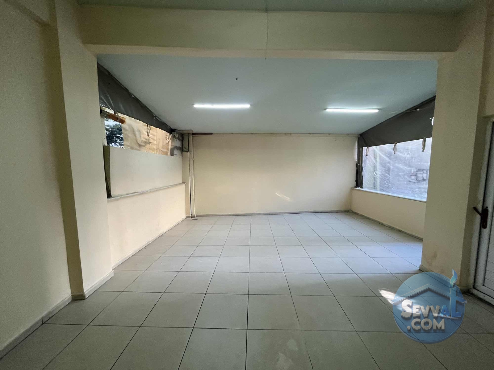 ENKA'DAN DERİNCE MERKEZDE KİRALK 130 M2 İŞYERİ - Kocaeli Derince fotoğraf 2